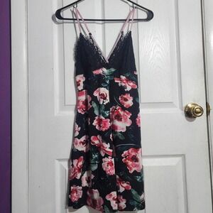 Black Floral Lace Chemise